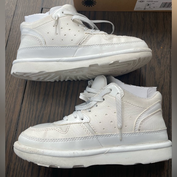 Ugg Kids Highland Sneaker - White - Size 3 - Picture 4 of 6